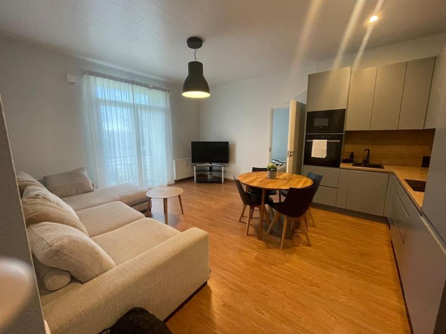 4 Rooms Apartmet In Rakvere Exteriör bild