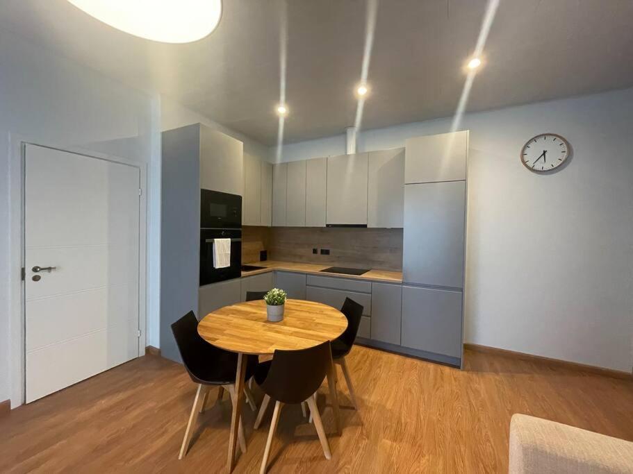 4 Rooms Apartmet In Rakvere Exteriör bild